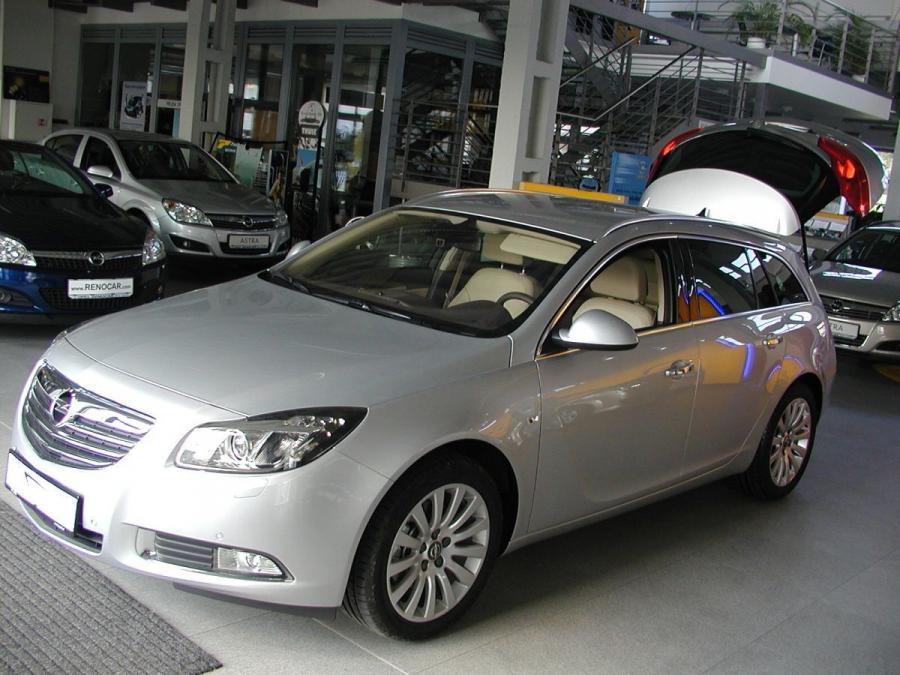  Opel Insignia Sports Tourer 2008 года  (фото 33 из 127)